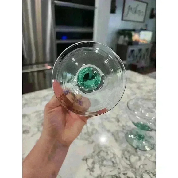 4 Hand Blown Glass Pistachio Green Dessert Sorbet Goblets - Picture 6 of 6